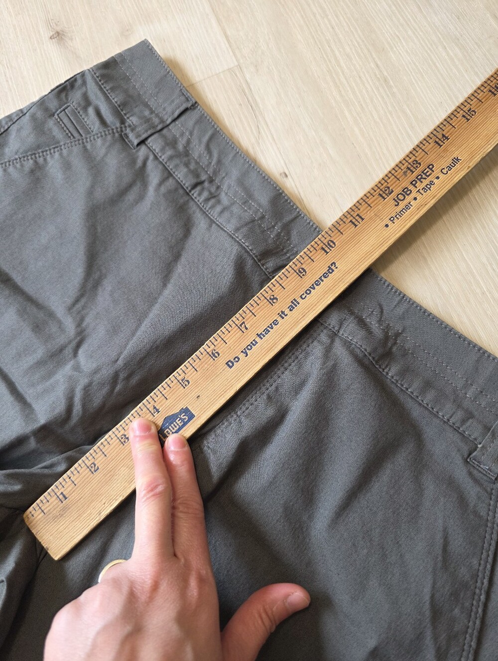 Kuhl Men's Resistor Lite Chino Short Size 33 Carbon - Picture 5 of 11